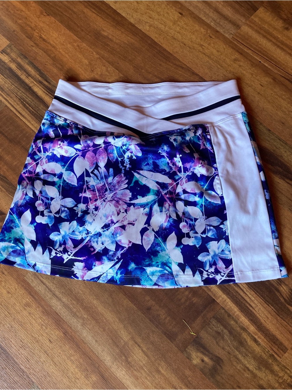Grand Slam Performance Small pull on patterned/white golf skort